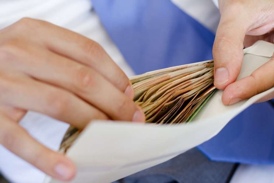 Paga reale bruto vlen sot 130 euro më pak se në 2020, zhvlerësimi nga rritja e çmimeve